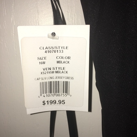 NWT David’s Bridal Cap Sleeve Jersey Dress - Picture 3 of 4